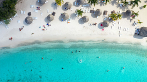 Curaçao Strand von oben Foto Curacao Tourist Board